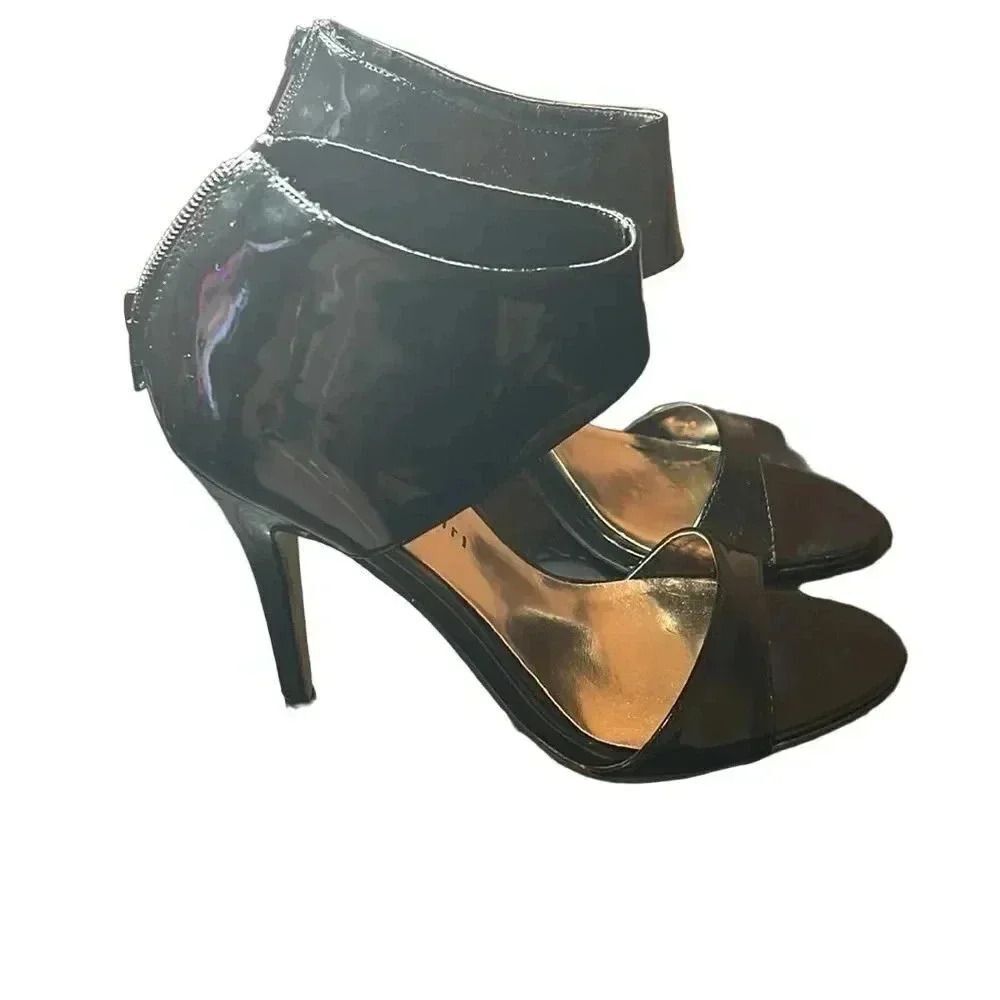 🎉Like New🎊 Dont miss out on these. Cute, sexy and fun!